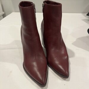 Nine West Pointed Ankle Boot Burgendy Leather Size 7.5